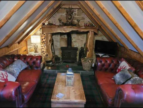 Baidland Escapes 2 bedroom cottage With hot tub